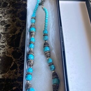 Elegant Blue and Silver Necklace with Intricate Detailing 16 in